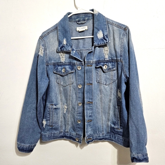 Ci Sono Jackets & Blazers - Women's Distressed Jean Jacket. Medium Wash. Size M.